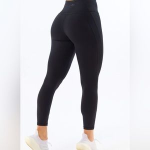 Alphalete Pulse Surge Leggings